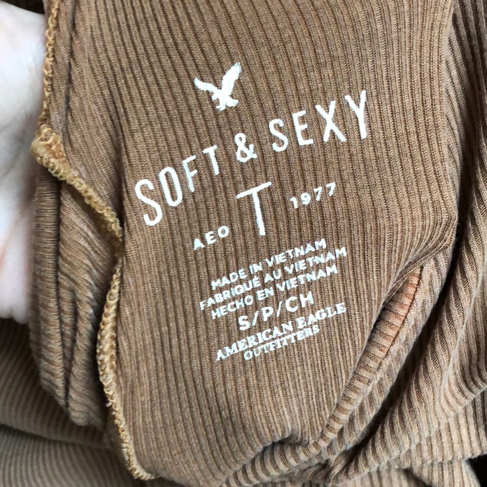 AE Soft & Sexy Open-Back Shorts BUNDLE - Picture 7 of 8